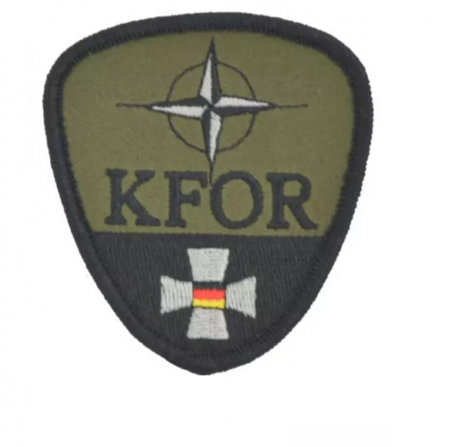 Abzeichen Aufnäher KFOR Nato Stoffabzeichen Stoffaufnäher Patch Uniform Neu